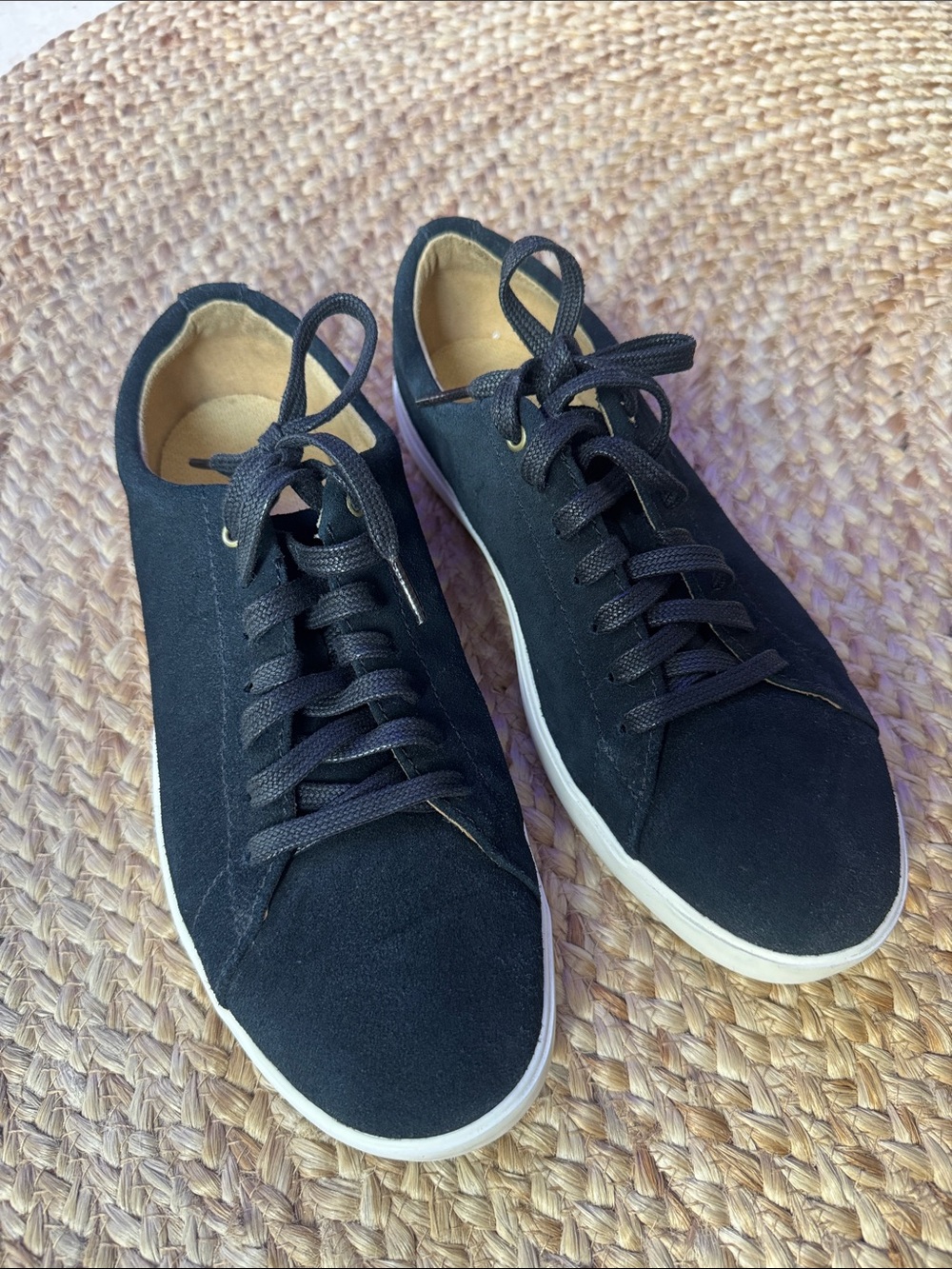 Cole Haan Black Low-Top Sneakers 8.5 LIKE NEW